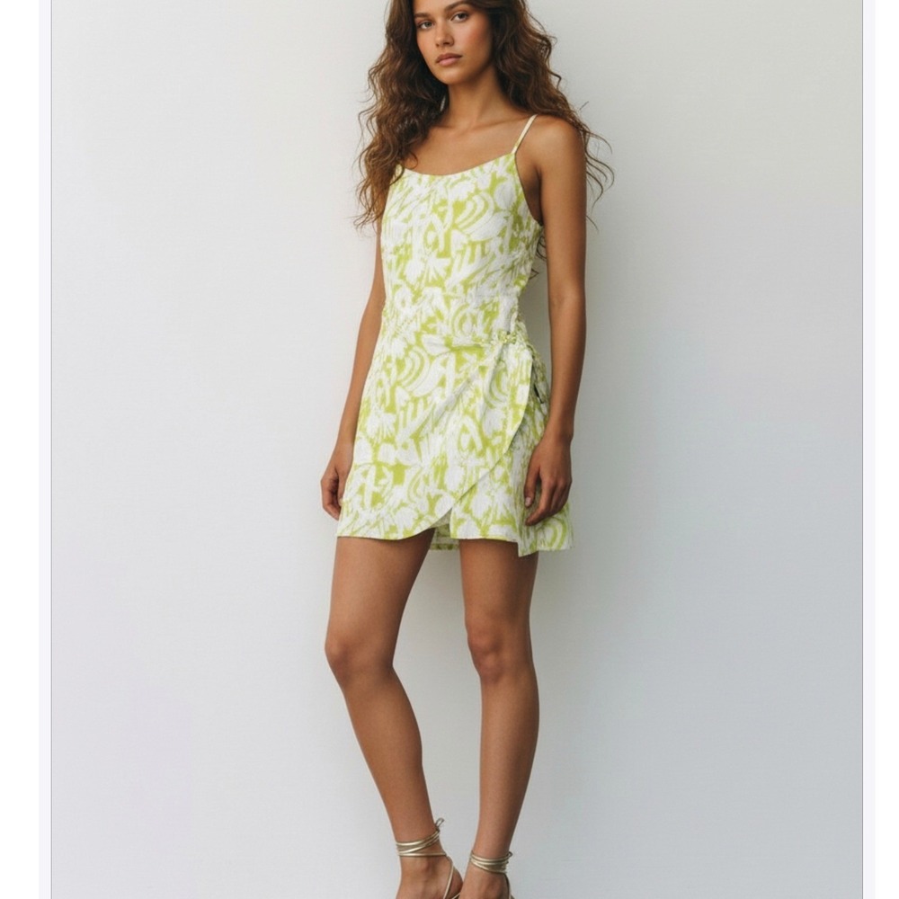Lulus Refreshing Getaway White and Lime Green Abstract Wrap‎ Mini Dress Sz S